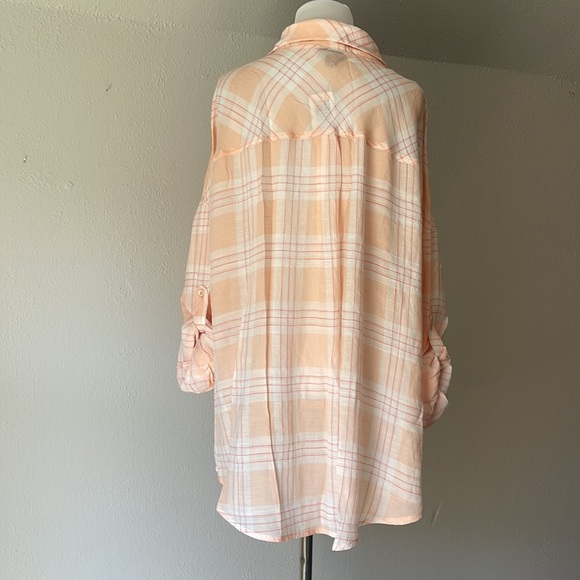 🆕NWT TORRID Lightweight Button Down Plaid Shirt - Picture 6 of 6